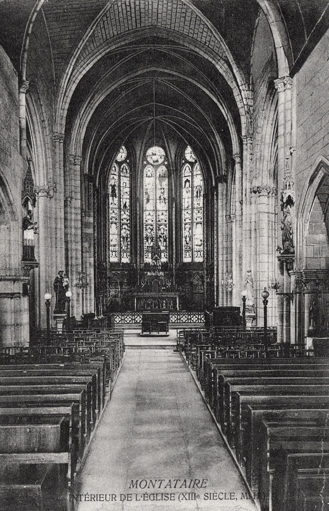 06 - Montataire - Interieur Eglise nef