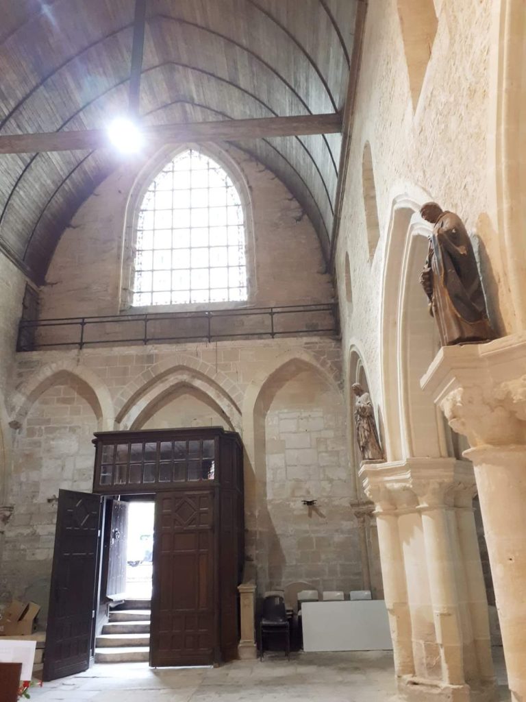 70 - Montataire - Interieur Eglise la Nef