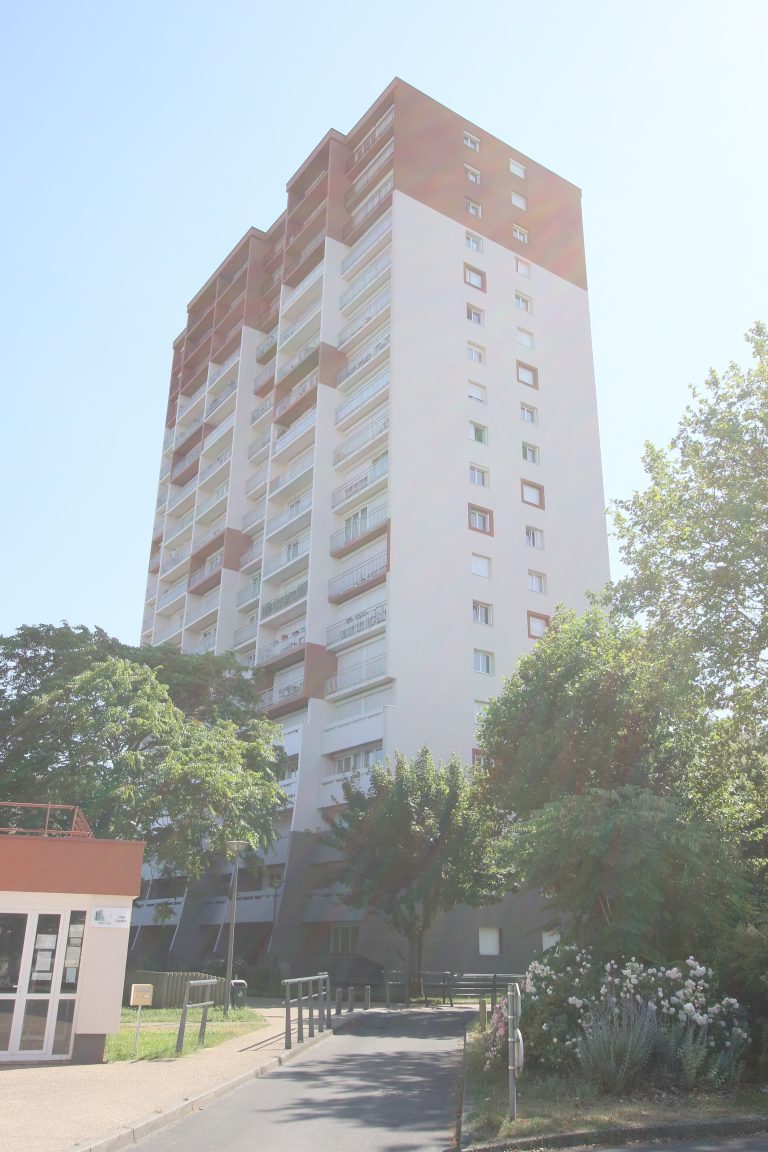 MITTERRAND TOURS HELENE C7D_8252