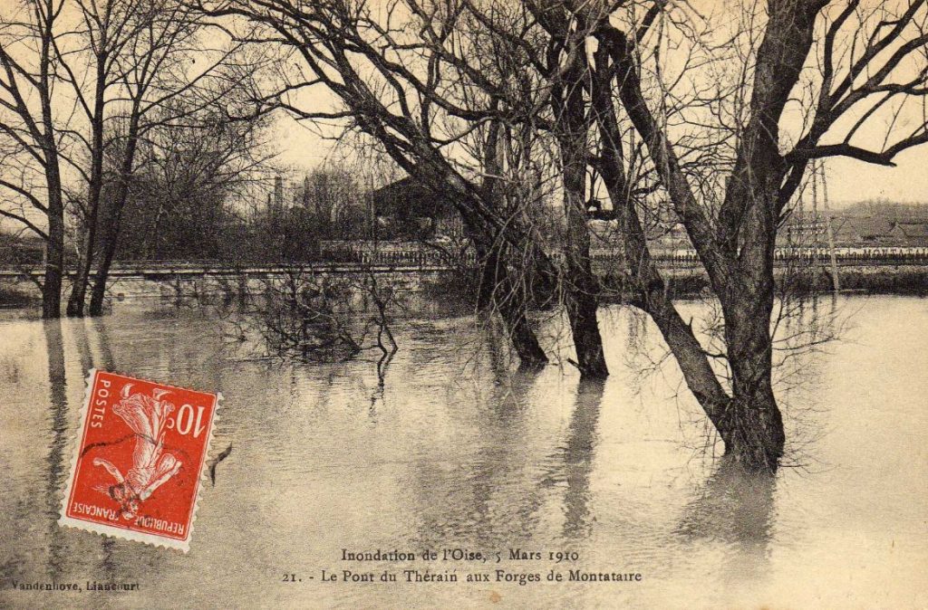 10 - Montataire - Le Thérain - Le pont du Thérain aux Forges - Inondation 1910