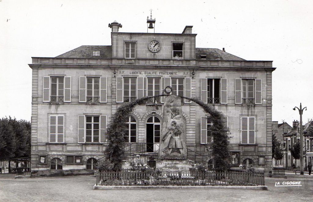 118 - Montataire - Mairie