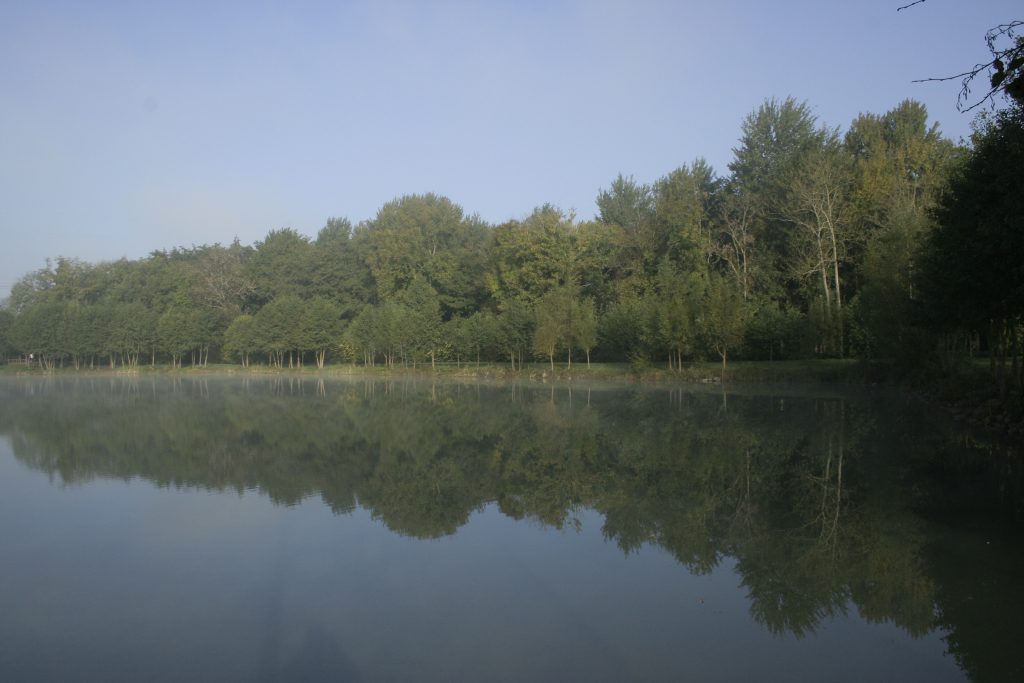 121 - Montataire - Rue Andrée Ginisti - Parc urbain - Etang