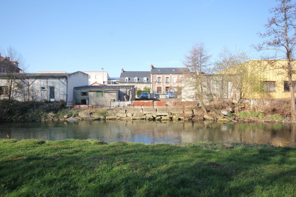 167 - Montataire - Le Thérain