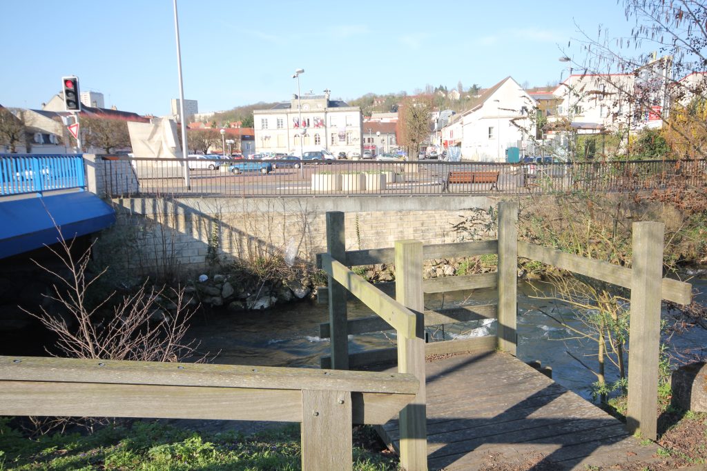 170 - Montataire - Le Thérain