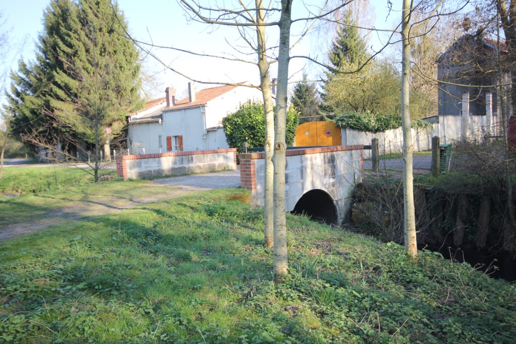 171 - Montataire - Le Thérain