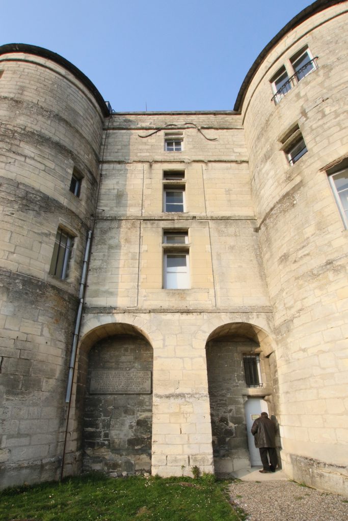 17aa - Montataire Le Chateau - Sud