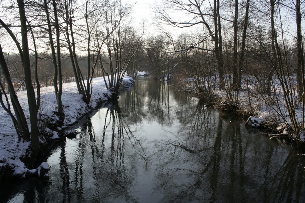 182 - Montataire - Le Thérain - Neige