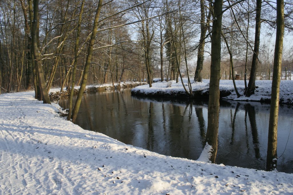 183 - Montataire - Le Thérain - Neige