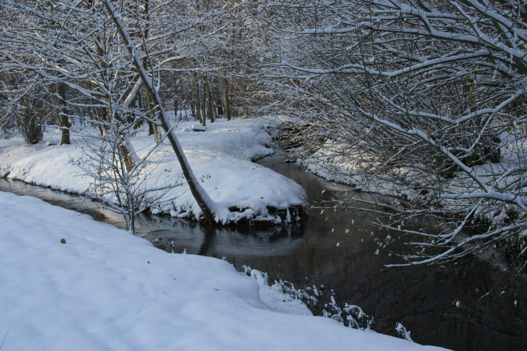 193 - Montataire - Le Thérain - Neige