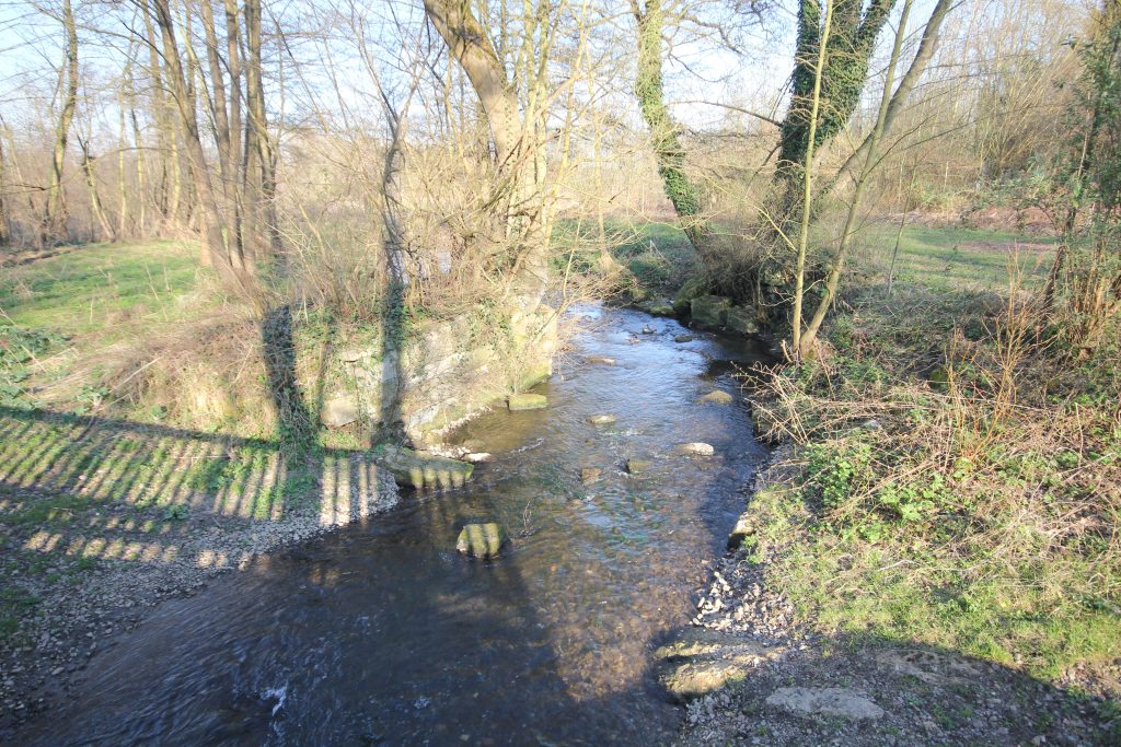 218 - Montataire - Le Thérain