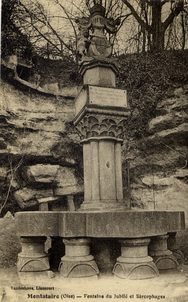 22 - Montataire - La fontaine du jubilée