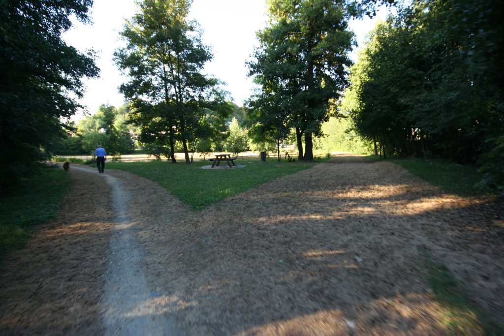 234 - Montataire - Le Thérain