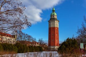 240_F_99849419_l4ezzPLfgao7lgSO8RX1Szh2tBzF6sKi