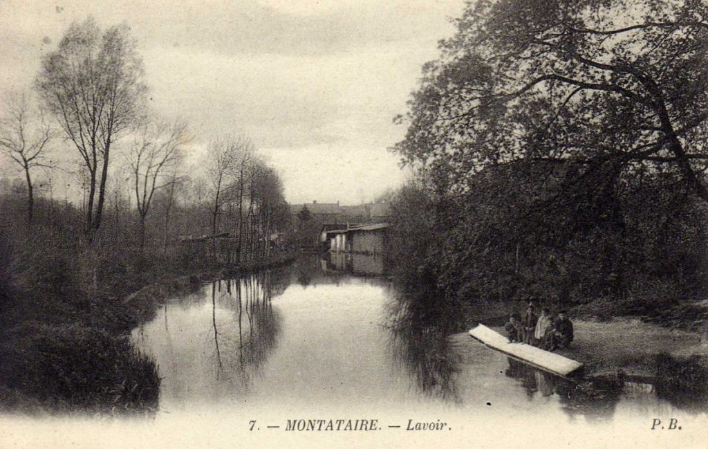 28- Montataire - Le Thérain - Lavoir