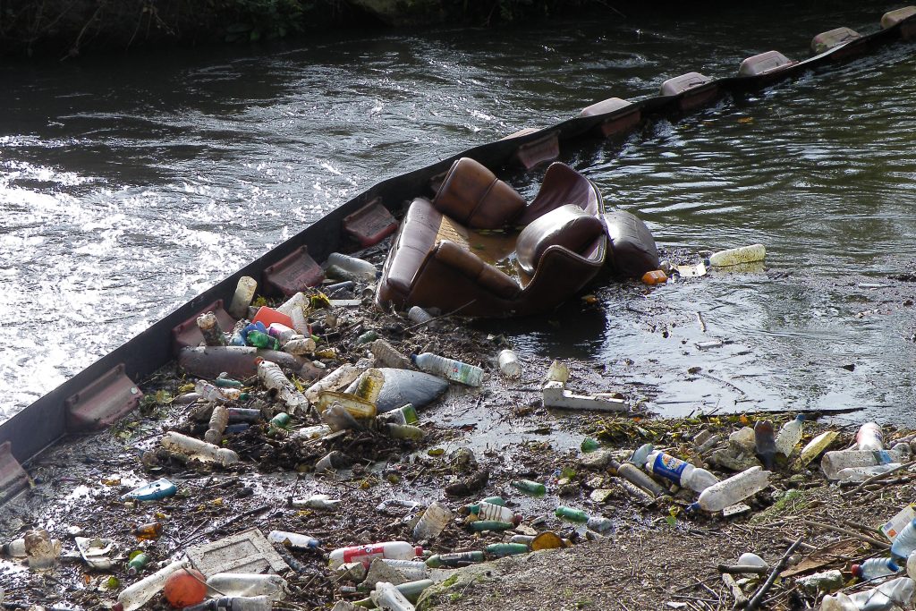 282 - Montataire - Le Thérain - Dechets