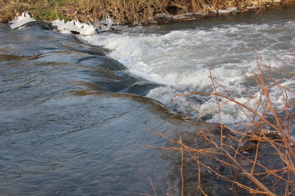 502 - Montataire - Rue Andrée Ginisti - Parc urbain - Etang