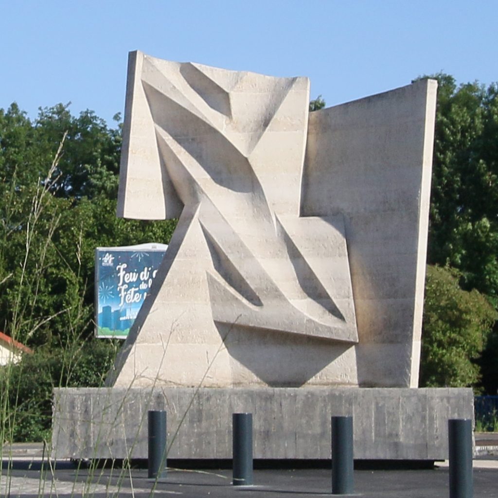 54 - Montataire - Place Auguste Genie - La Sculture-Dufois