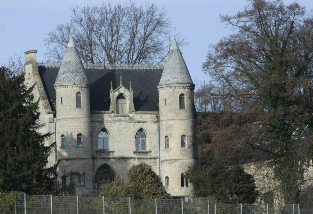 61b- Le petit chateau (khardys)