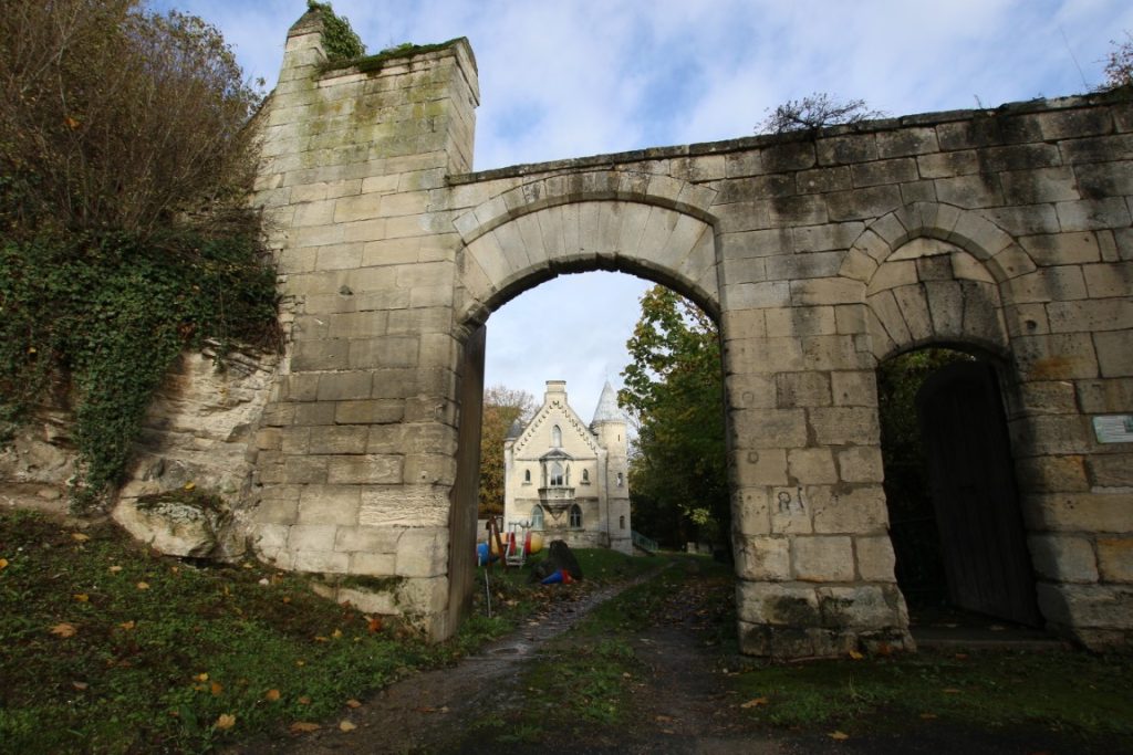 64- Le petit chateau (khardys)