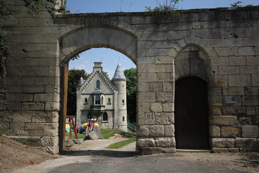 66- Le petit chateau (khardys)