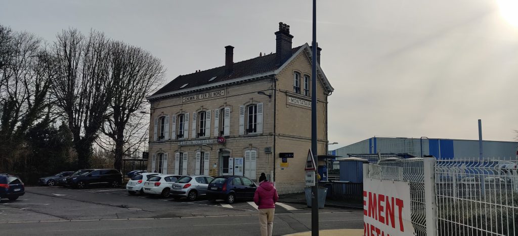 73 - Montataire - Rue des déportés - La gare