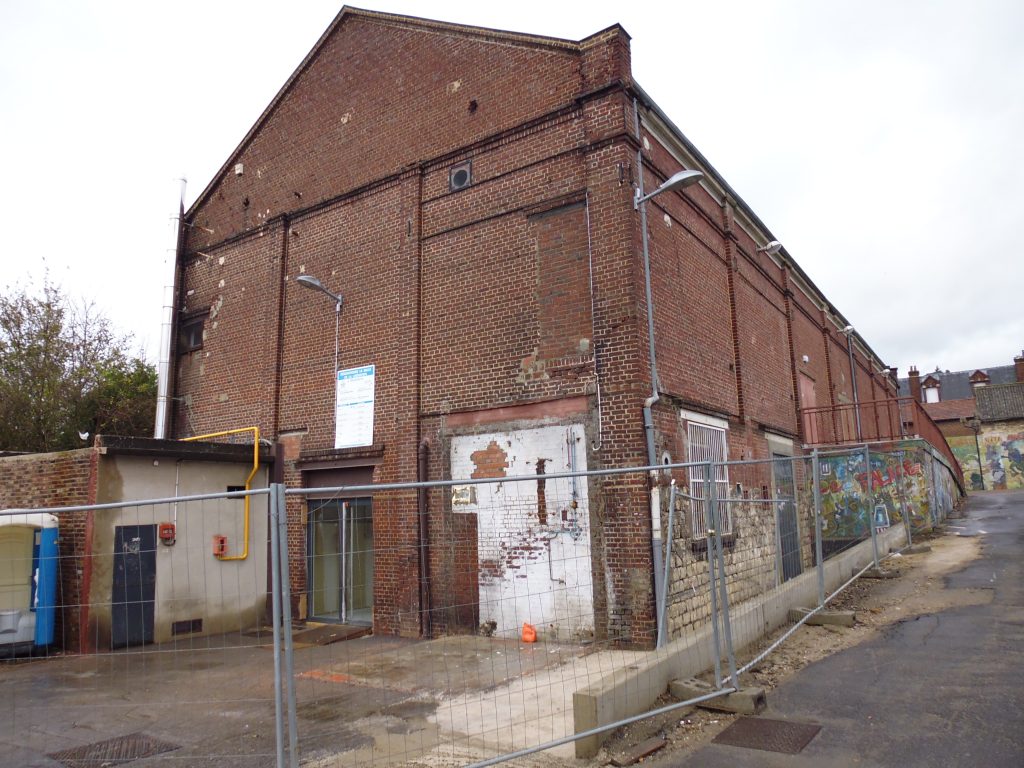 LIBERATION (SALLE) Travaux P1000029