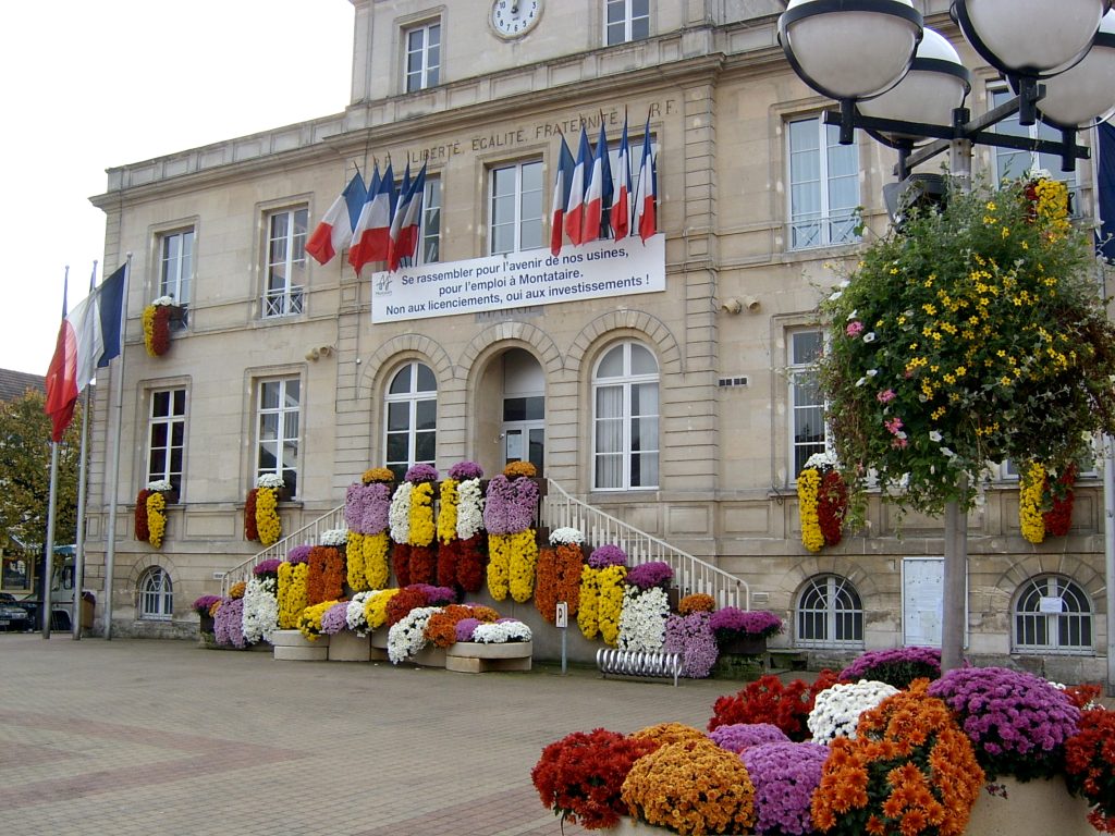 MAIRIE DEVANT SV400002
