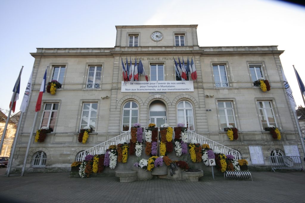 MAIRIE DEVANT _MG_0139
