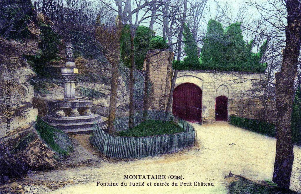 MARRONNIERS fontaine Petit Chateau ancien