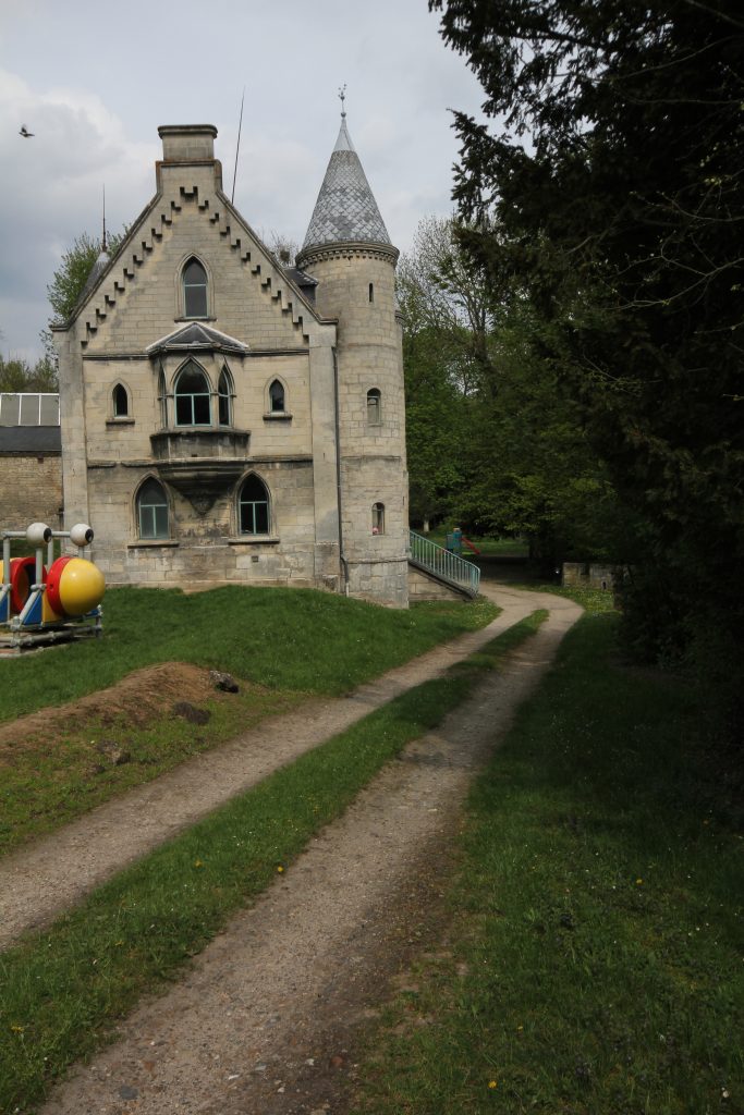 PETIT CHATEAU IMG_0745