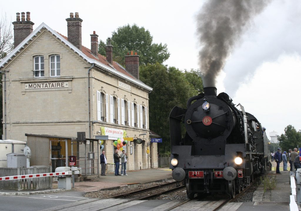 Page 37-06 GARE _MG_5543 LIVRE