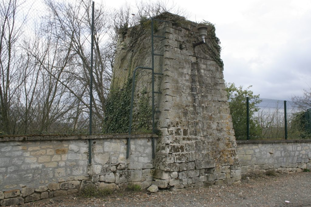 Petit Chateau CHEMINEE _MG_9801 [1600x1200]