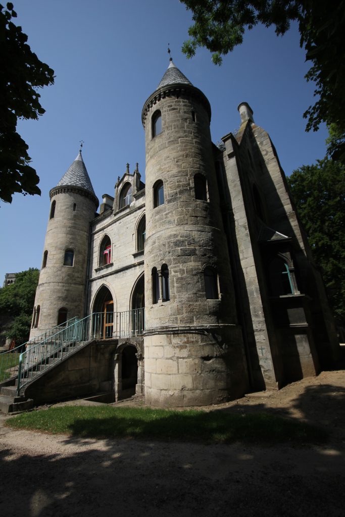 Petit Chateau IMG_5918