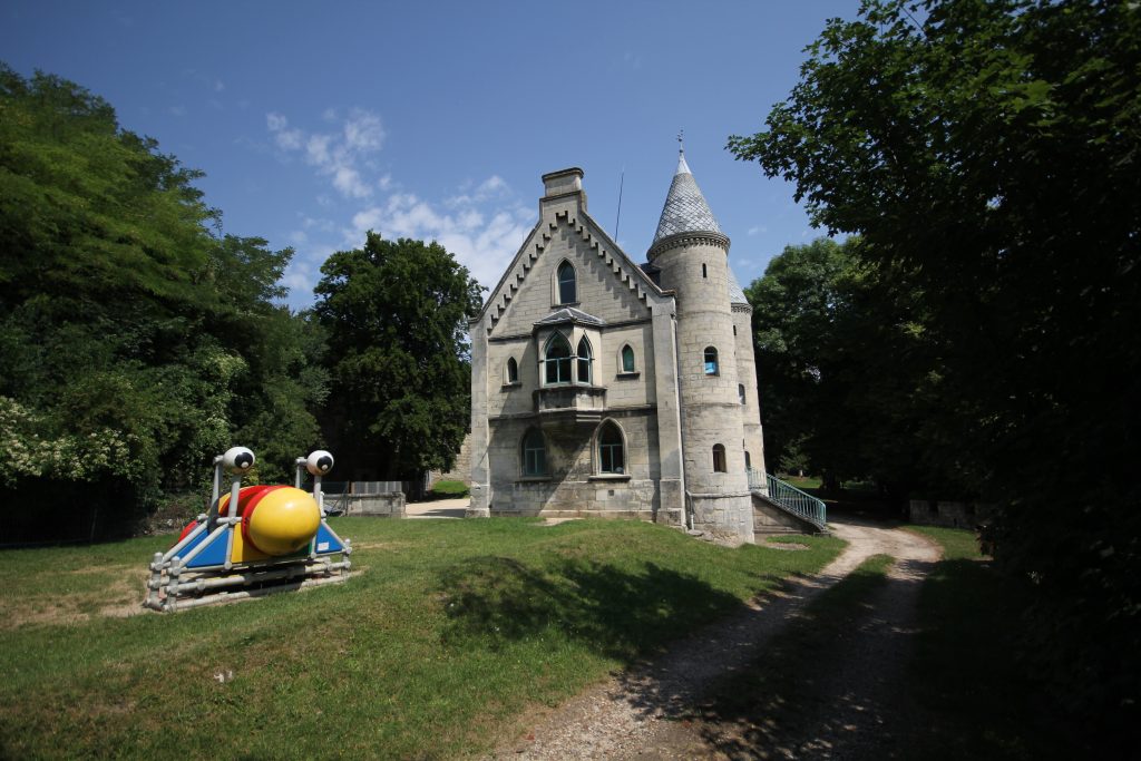 Petit Chateau IMG_5919