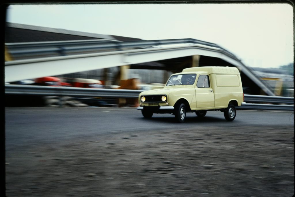R4L Fourgonette 1976 C7D_7761
