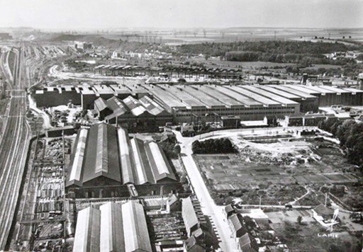 Vue des ateliers d'Usinor vers 1950