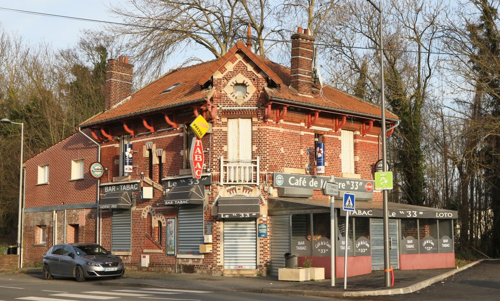 semard bar 33 C7D_0773 LIVRE