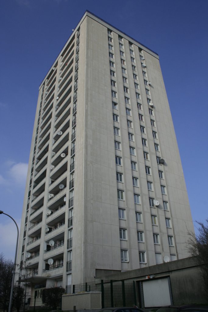 02-PERI-TOUR