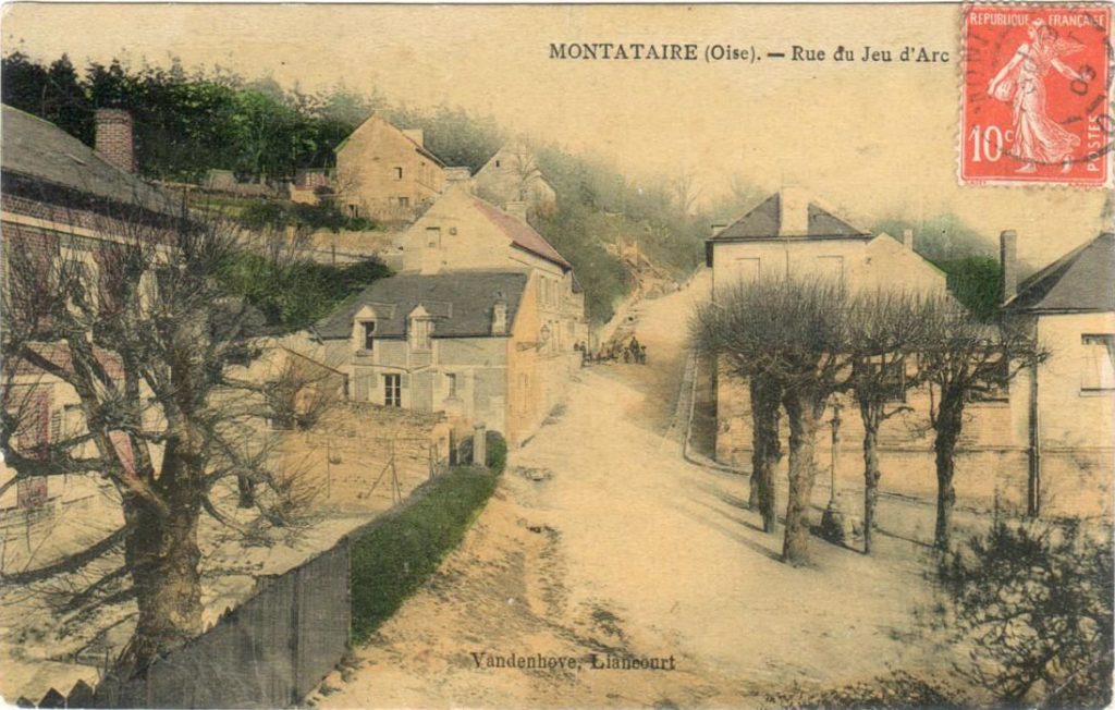 03 – Montataire – rue de l&rsquo;église – le calvaire