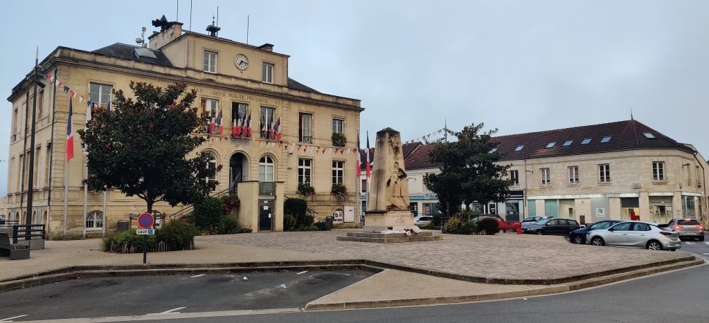 11 – Montataire – Autour Place Auguste Génie