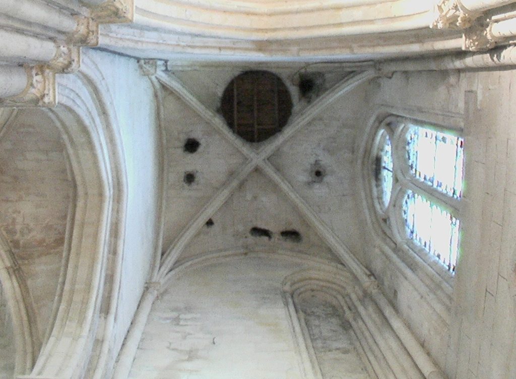 120 – Montataire – Interieur Eglise voute
