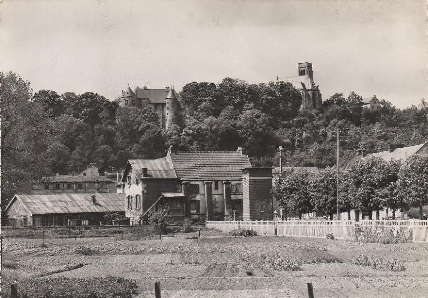 14 – Montataire – L’église et le chateau