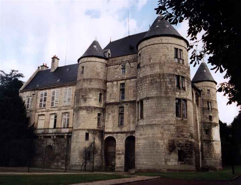 15 – Montataire Le Chateau