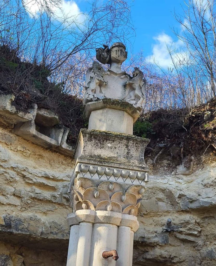 17 – Montataire – La fontaine du jubilée