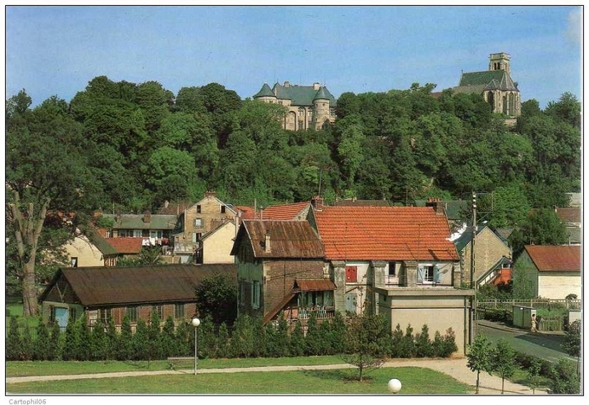 17 – Montataire – L’église et le chateau