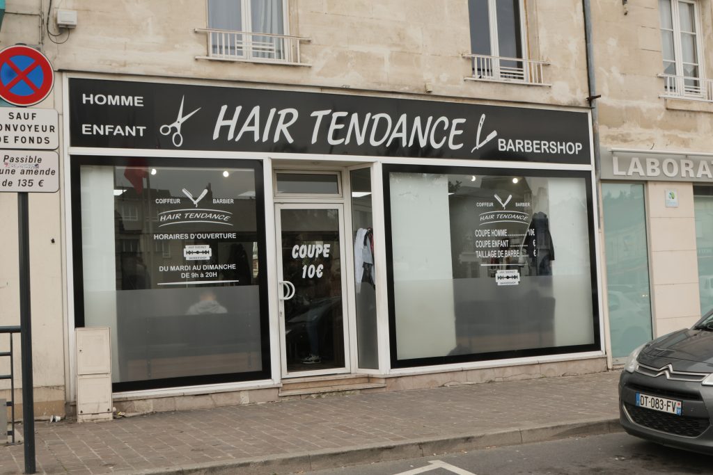 2024-03-08 Place Auguste Genie 02 Hair-Tendance R7_09271