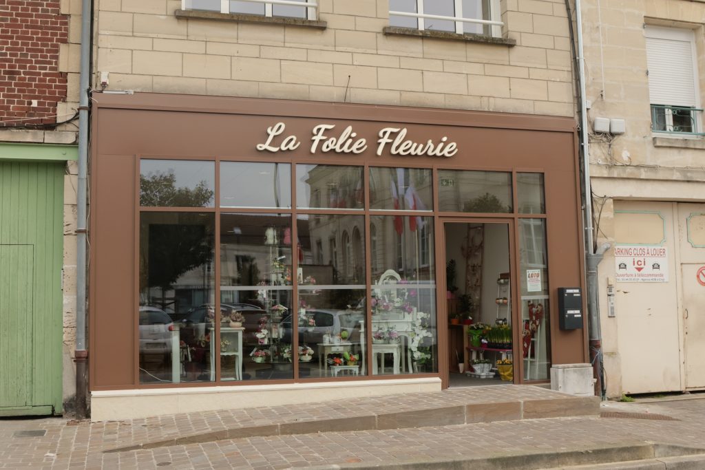 2024-03-08 Place Auguste Genie 03 La-Folie-Fleurie R7_09252