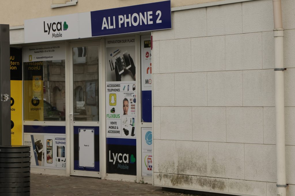 2024-03-08 Place Auguste Genie 11 Ali-Phone-2 R7_09256