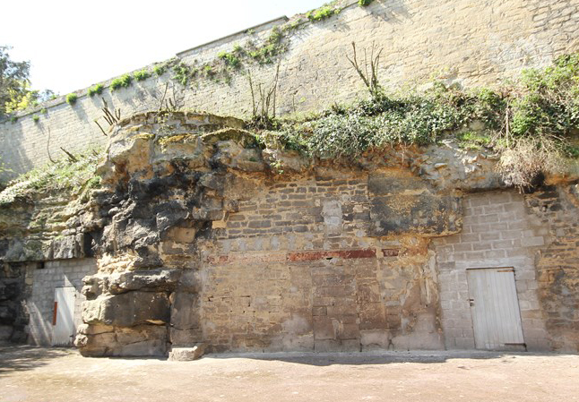 215 – Montataire Le Chateau – Ramparts