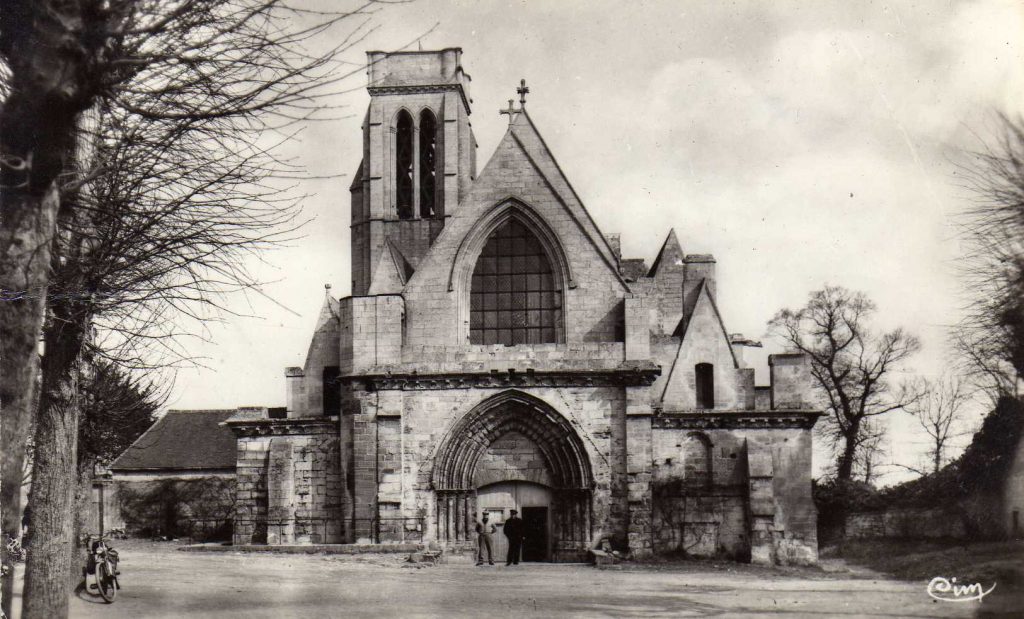 25 – Montataire – Eglise facade